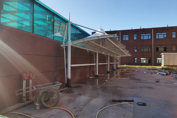 透明材質(zhì)可以用來搭建膜結(jié)構(gòu)建筑嗎？